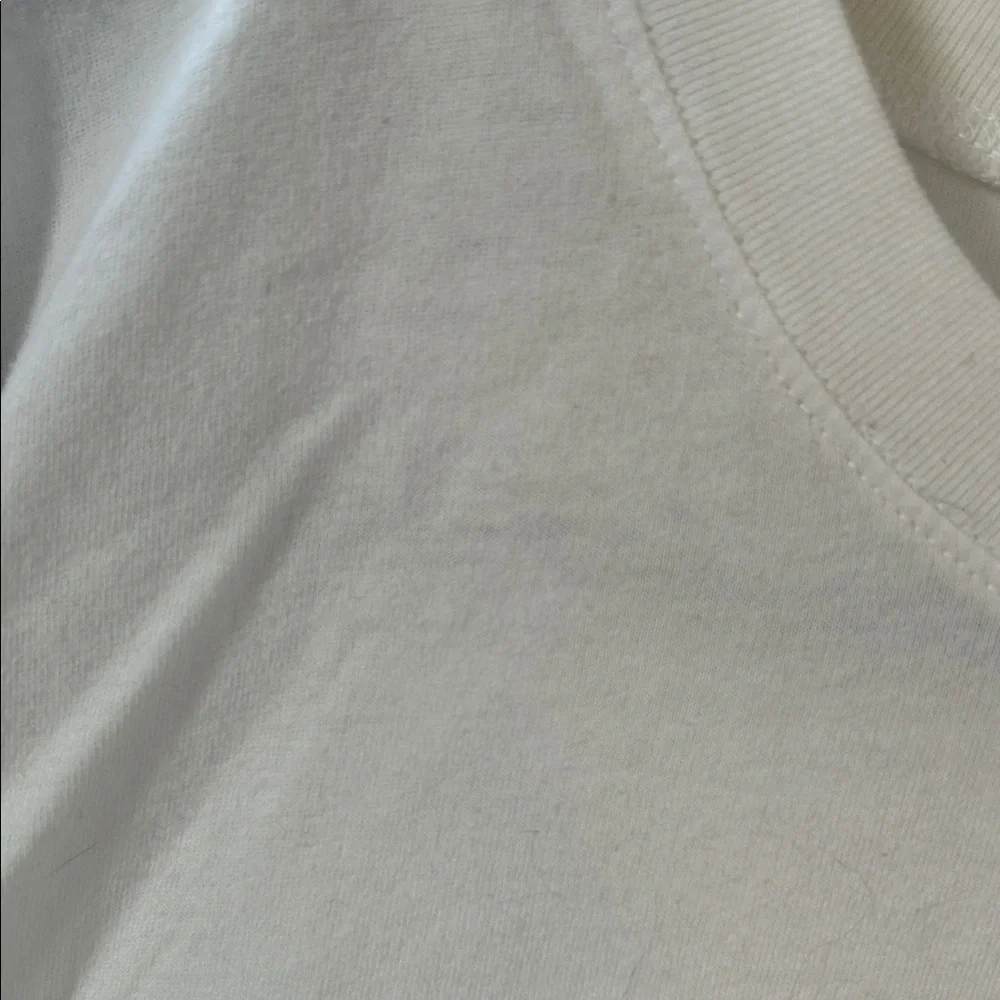 Hollister White Cotton Tee - Picture 4 of 4